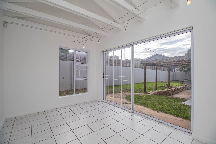 3 Bedroom Property for Sale in Upper Robberg Western Cape